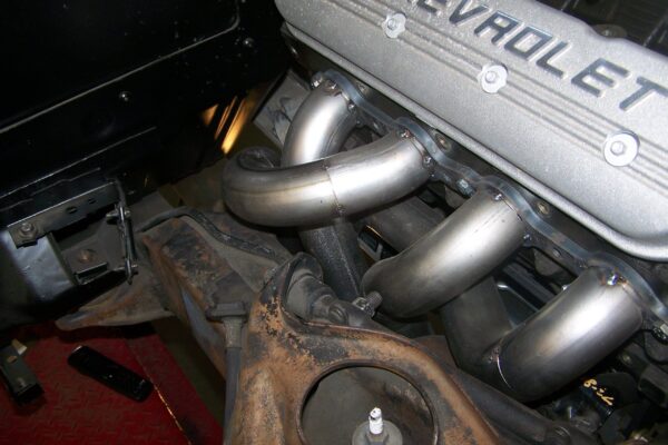 #LSR-303 – ‘70-’81 CAMARO LS-1 TO LS-7 – ‘75-’79 NOVA LS-1 TO LS-7 – HEADER STOCK CHASSIS with STOCK STEERING