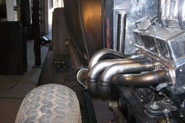 #SRSB-700 - Street Rod Small Block - SB Street Rod header "Drag Style" over the frame - Image 4
